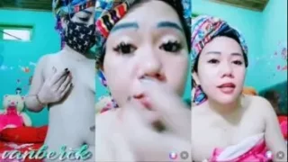 Bokep Indo Bibi Mango Lepas Handuk Pamerin Susunya