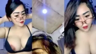 Bokep Indo Caca Remas Toket Keluar ASi Goyang Pantat Gede